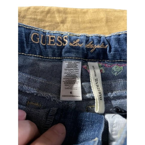 EUC Guess Daredevil Skinny Leg Jeans - Picture 6 of 6